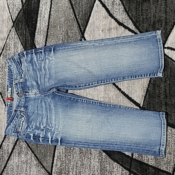 BKE REESE RHINESTONES STUDDED EMBROIDERED DENIM CAPRI JEAN - Picture 8 of 16